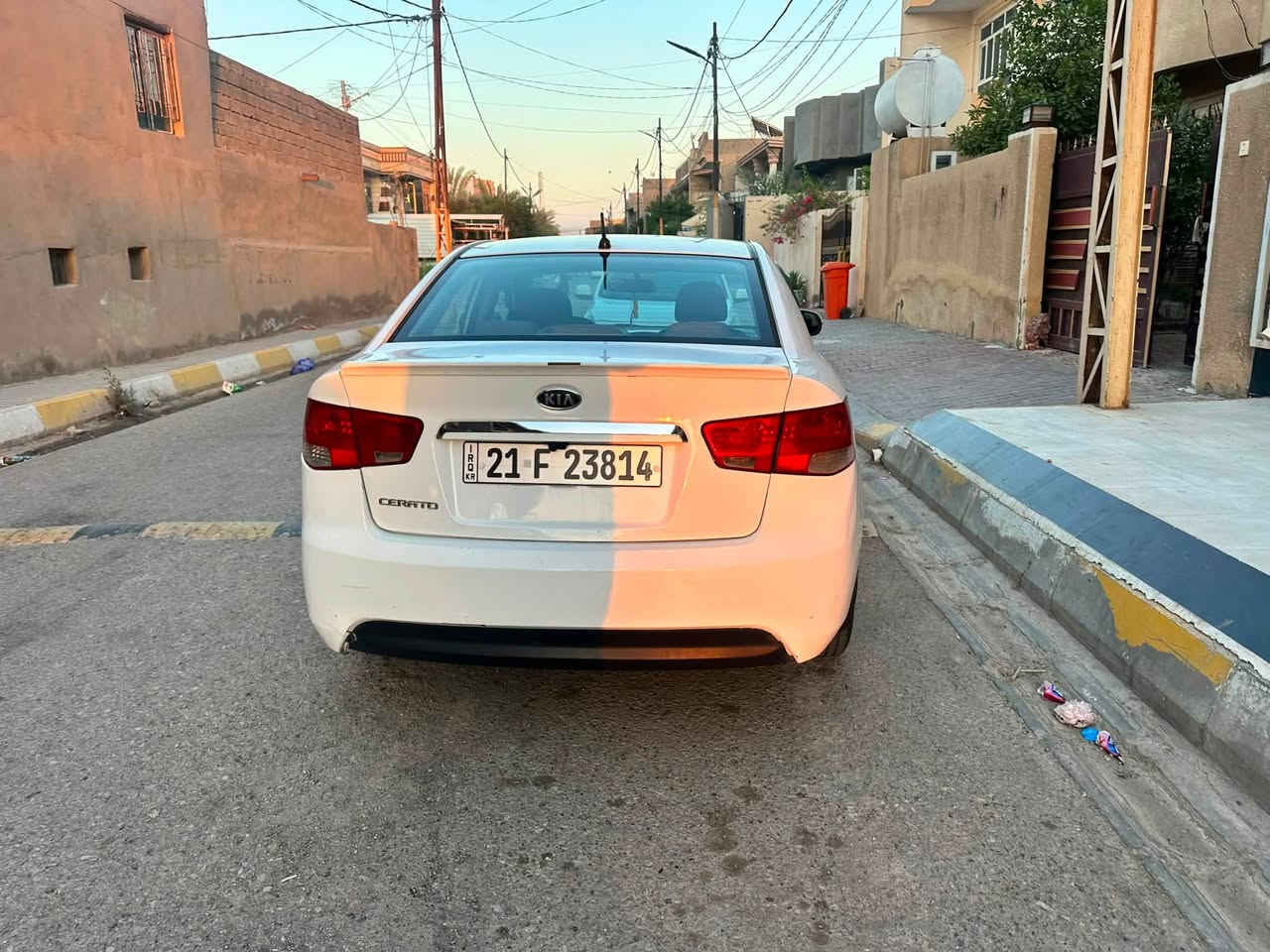 سلام عليكم سيراتو للبيع رقم سليمانية محرك ١٦٠٠ سيارة جاهزة بدون نقص تبريد ثلج خير من الله للاستفسار الاتصال ***********  مكان سيارة ديالى

