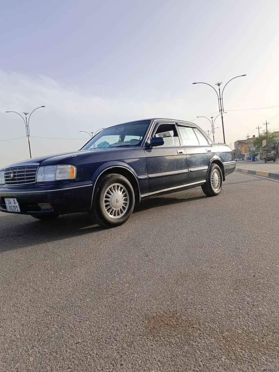 السلام عليكم سيارة ارنب طويل جناز مديل 1993 الون نيلي سيارة مكفولة من ضربة ولكص ونقل جثة سيارة محرك وكير جديد حدادية عامة كهربائية شغالة  شاشة شغالة تخم تاير جديد سيارة رقمه بصرة تحويل ثاني يوم مكان لبصرة سعر 73 بيه مجال حك لجية رقم الهاتف ‏‪***********
