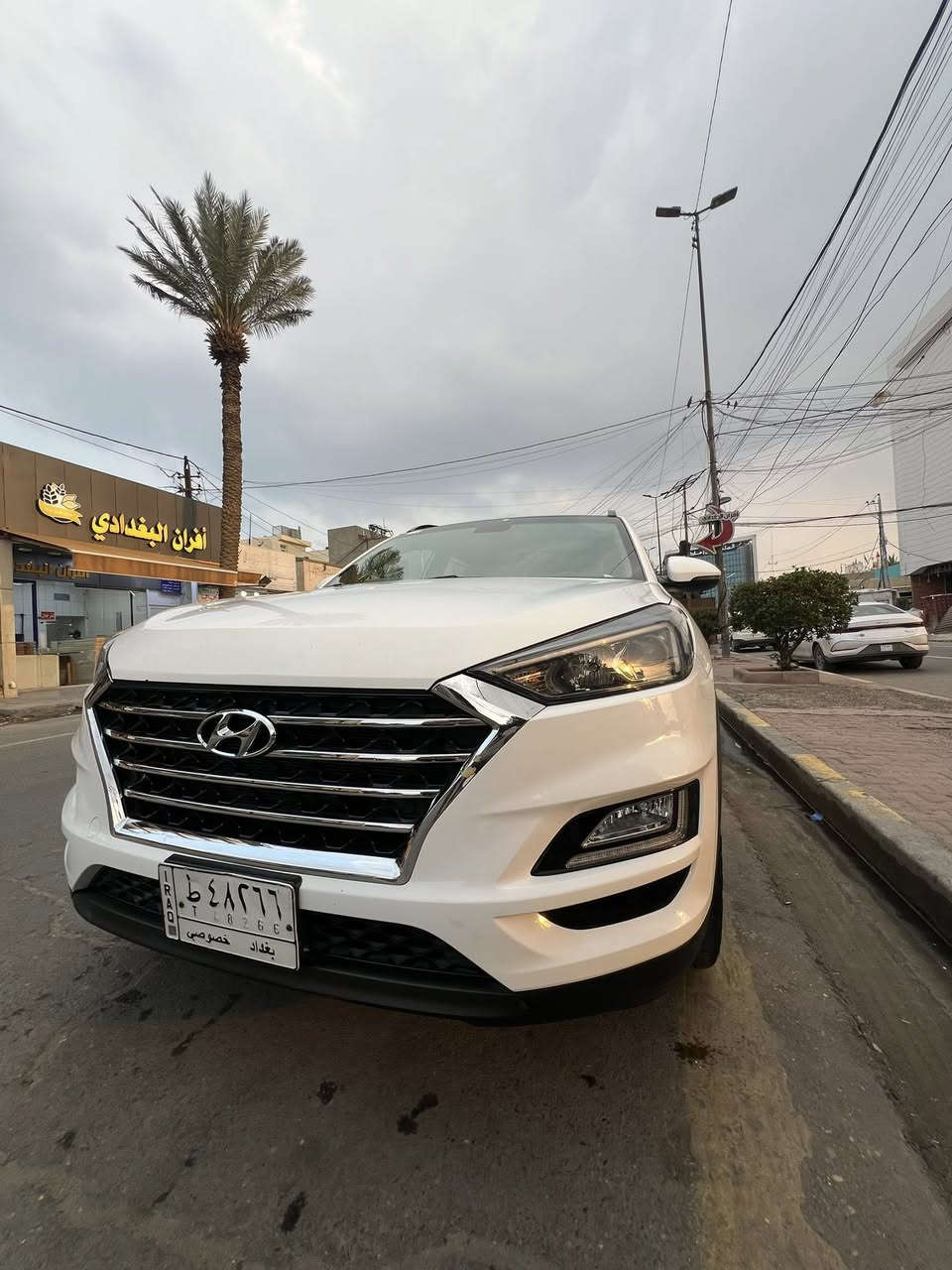 توكسان 2019
هونداي توكسان 2019 خليجي
رقم بغداد تحويل سنويه
السياره ماشيه 75.000 كيلو قابل للزياده
فول مواصفات
بنوراما
تبريد قطعتين
بصمه تشغيل وابواب
شحن وايرليس
كشنات كهرباء
شاشه كاربلي
السياره نظيفة جداً جداً وميحتاج تصرف عليها اي شي
بيها صبغ نص البنيد بسبب طابوكه
وبيها صبغ الدعاميه الاماميه بسبب شخط ( صورة الشخط موجوده قبل الصبغ )
السعر 195 ورقه بيها مجال للشراي
*********** واتساب
