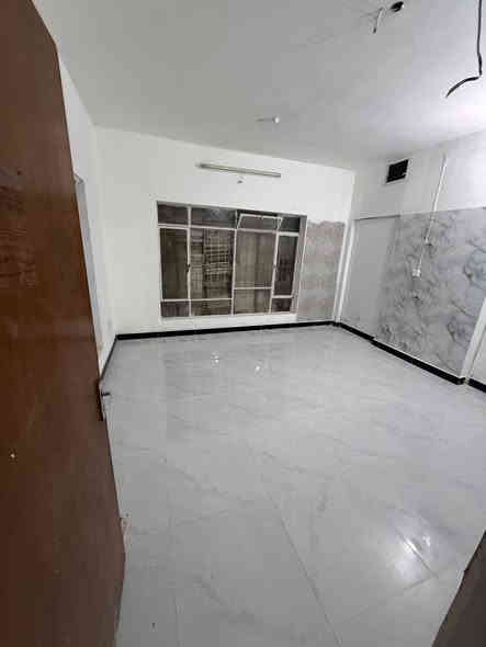 #للايجار طابق أرضي جديد 
يحتوي عل غرفتين نوم وصاله ومطبخ وصحيات 

السعر ٧٥٠ الاستفسار *********** 📞
