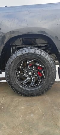 تخم. تاير كودير امريكي. 275/70/18 انتاج. حديث  للبيع  (بس التايرات)  2...