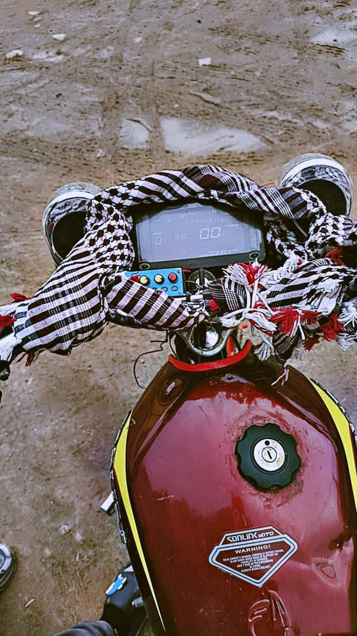 السلام عليكم دراجة للبيع تايكر موديل 2024 مكفولة من كلشي مكاني بعقوبة التواصل خاص ماموجود بس عل رقم ***********. السعر 650 وبيها. مجال حك الجيه
