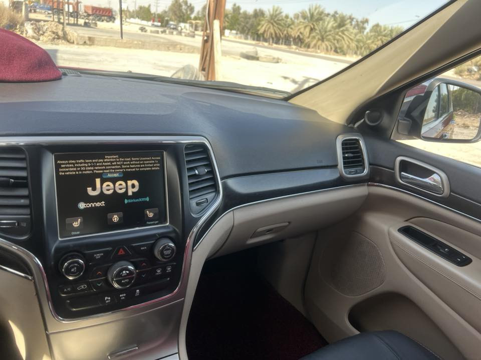 السلام عليكم جيب لاريدو 14مرمز 15لمتد السياره بصمه تشغيل كير طياره شفتات جكات جنطه جكات كشنات جلد بصمه ابواب  بدون ايرباك بدون شاصي بدون داخل صور الحادث بلمنشور رقم بغداد الدولي باسمي تخم تاير جديد السعر 147مكاني كربلاء ***********
