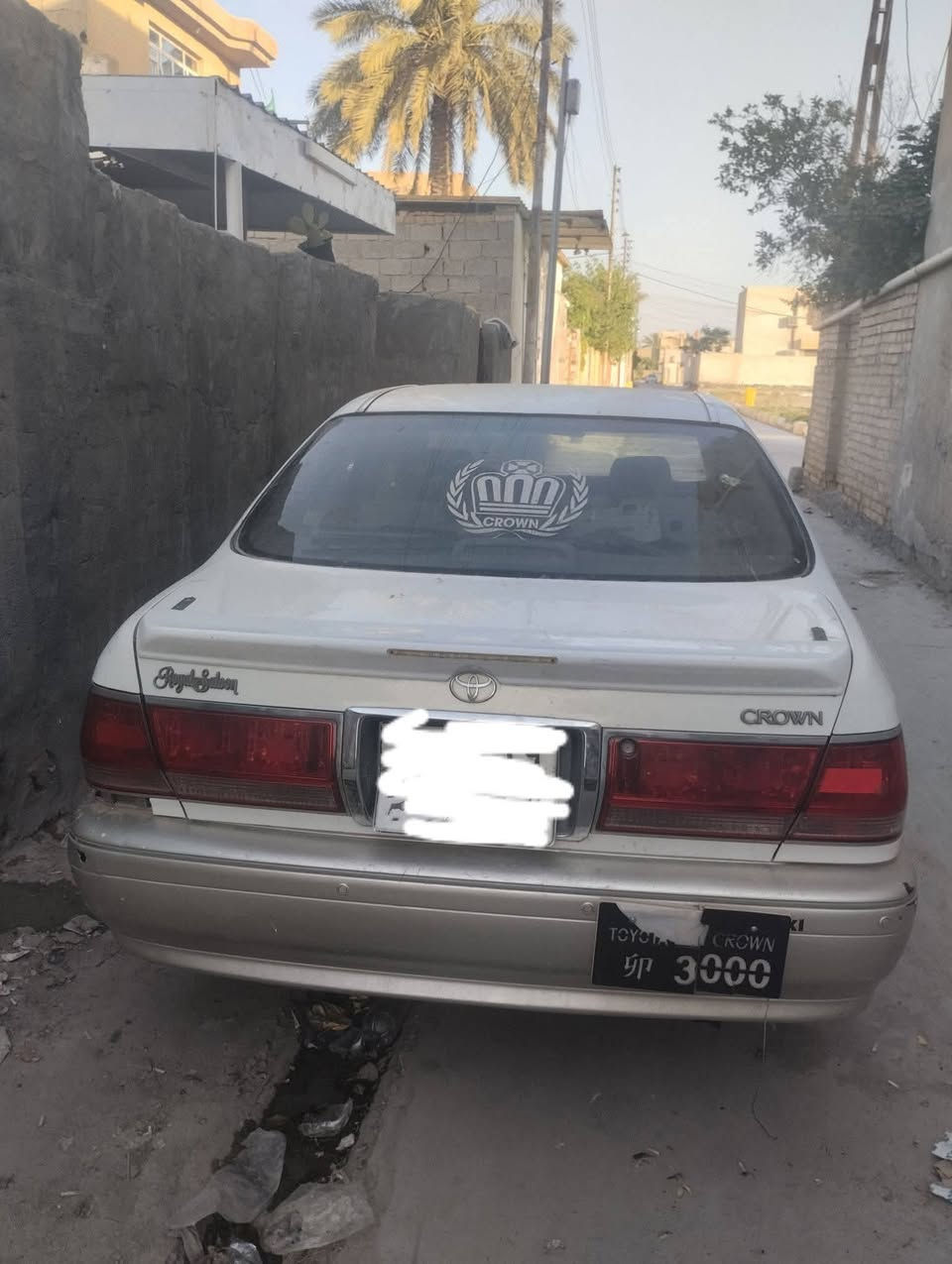 سلام عليكم ملكه للبيع متومه رقم وسنويه كريستال
أربع دكم تبريد شغال ثلج 
كصه قمريه محرك d4
السعر 45 
 ***********
