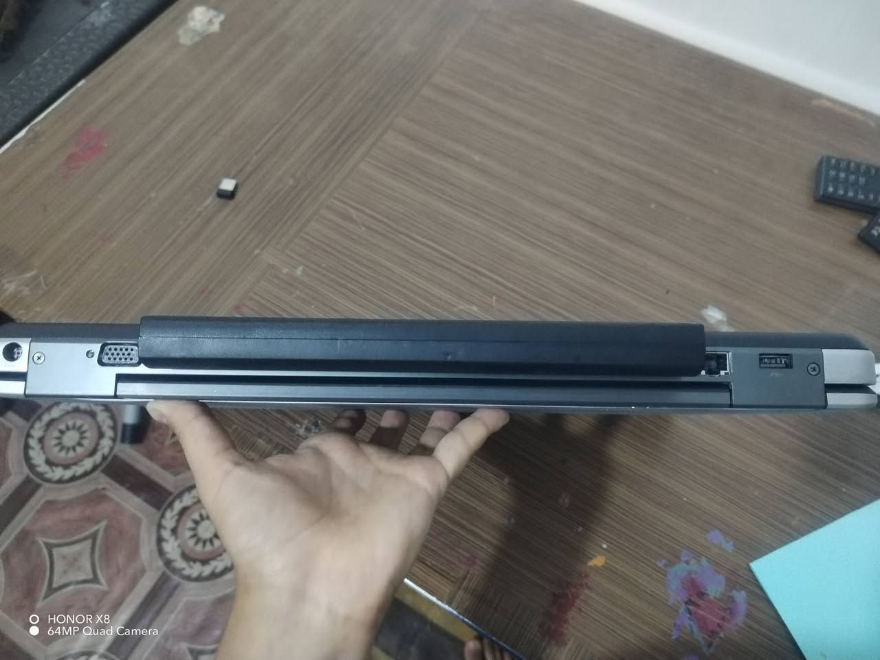 لاب توب ديل للبيع ويندوز 7 محدث 10 لاب توب نظيف نظافه 90% زائد مدخل اقراص ويا كامل الملحقات شاحنه وجنطة وماوس السعر؛ 210 وبي مجال للتواصل *********** مكاني بغداد ابو غريب
