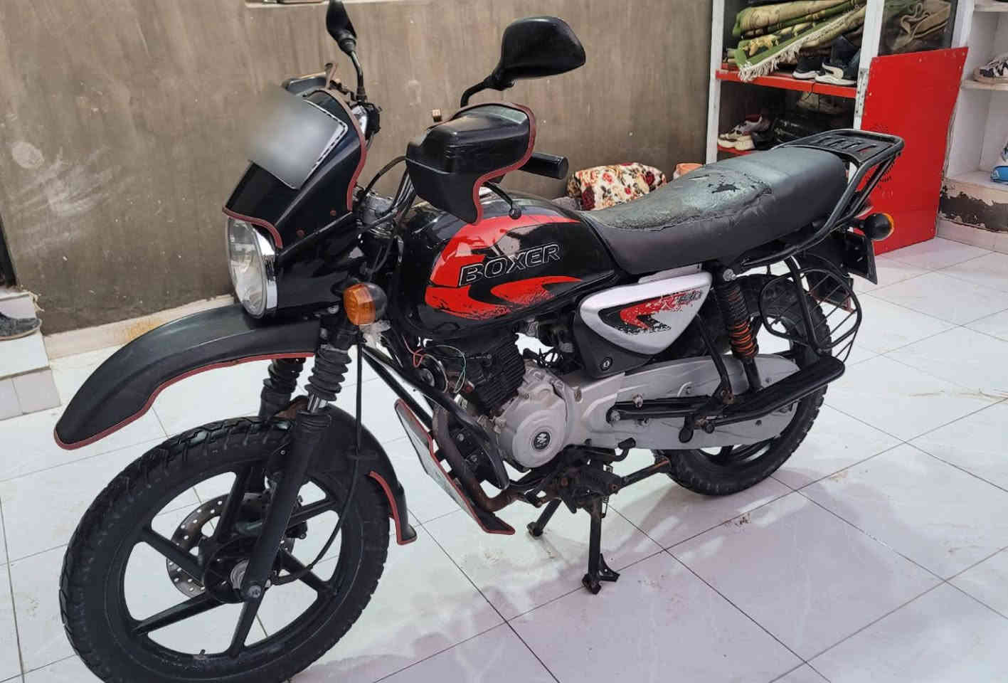 السلام عليكم بوكسر فحل للبيع موديل 2022 رقم وسنويه تحويل ثاني يوم جاهزه وكامله من كلشي كهربائيات سلف لايتاك كلشي شغال سنويته تنتهي 2028 السعر 2.300 العنوان البصره النجيبيه قرب كرزات الربيع الستفسار ***********
