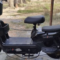 ماطور شحن نضيف للبيع السعر 200وبيه مجال. للتصال ع هاذه الرقم ‏‏‪0771 8...