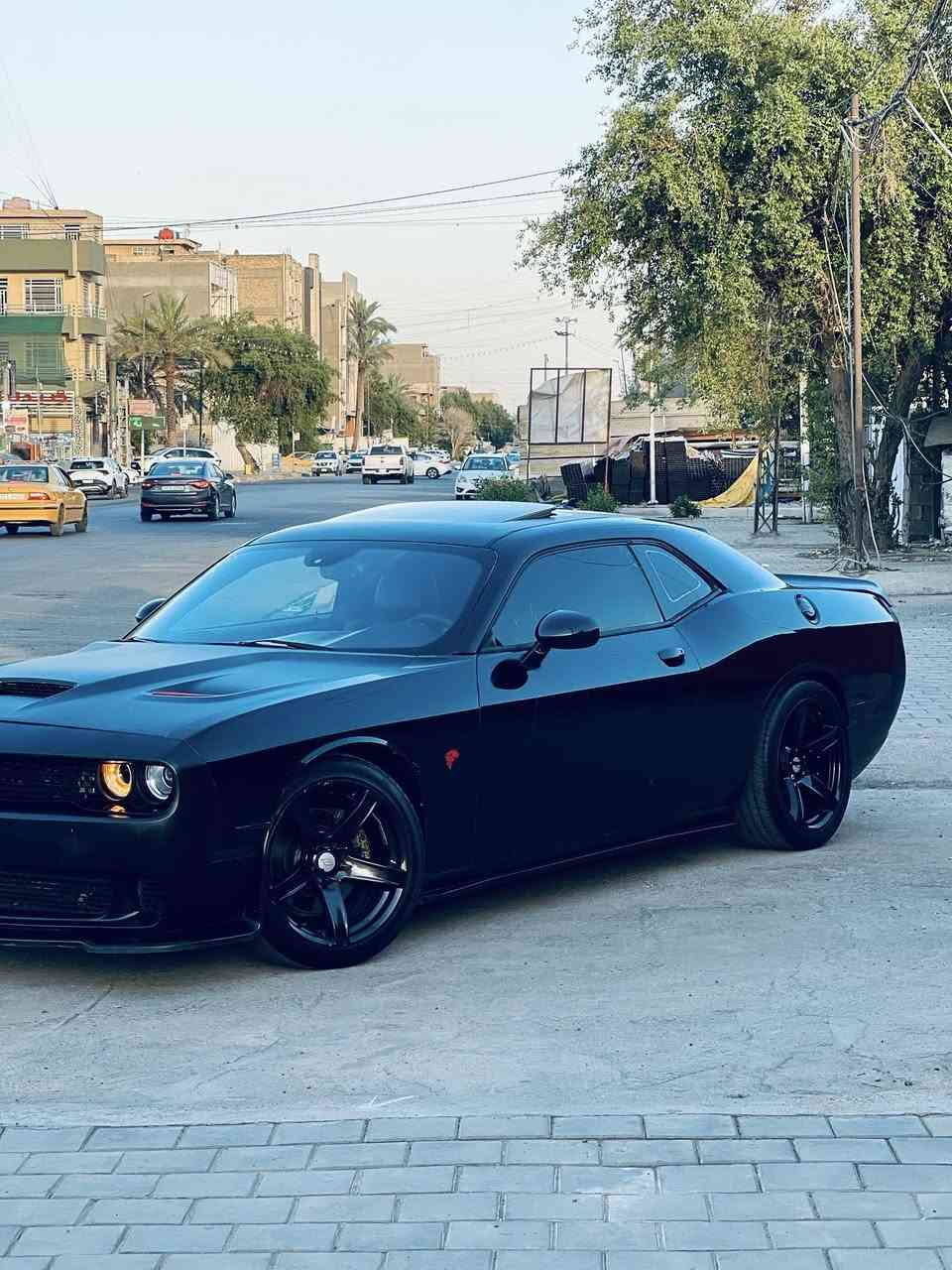 2015 جالنجر اسود بغداد باسمي
) اعتذر عن المراوس فقط بيع 
3600 فول
صبغ ٣ قطع بجم
وبيها دواخل من جهه اليسرة 
مكينه وكير مكفولات
صدر وتبريد جدد
مابيها نقص
السعر 125 وبيها مجال بسيط 
***********
مكاني شارع فلسطين بغداد

