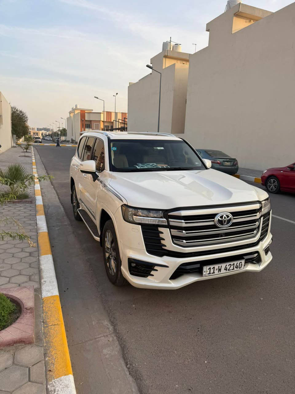 لاند كروز 2023 
بغداد بسمي 
كفالة عامة  سياره ساز   لمتدد فول موصفات 4 كامرات  مغلفة نانو سياره جديده وماشيه 60
إستفسار 
*********** البصرة, العراق
