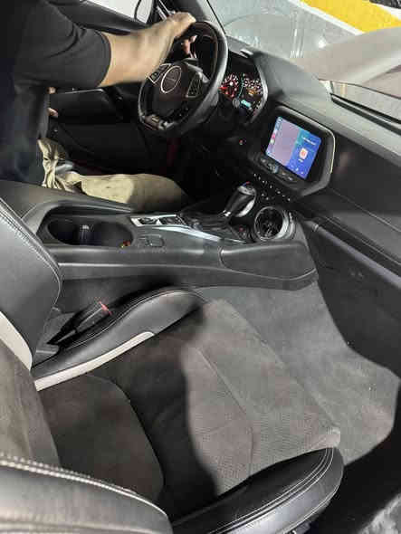 السلام عليكم ورحمة الله 
للبيع أو مراوس جالنجر شيكر 

كمارو  دخول جديد مديل 2023 حادث سرقه بدون ايرباك 

السياره بدون رقم محرك 8 SS 

مكانهه نفق الشرطه***********
