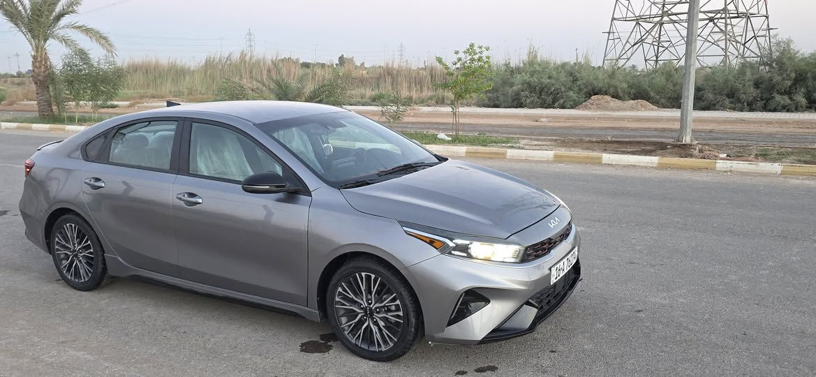 كيا فورتي موديل 23 معوقين قادسيه وكاله عامه باسم المشتري 
مواصفات GT لاين*
محرك حجم 2000 دوش *
بصمه بيبان وتشغيل *
تشغيل عن بعد *
شاشه كبيره كار بلي *
كامره خلفيه دواره *
تبريد بيانو *
رادار امامي جانبي *
كشنات جلد حفر GT*
سايد بريك بصمه *
ثلاث انظمه للقياده *
ستيرن حرف D *
اشاره بالمري *
فول تحكم ستيرن *
قياده اليه *
اشاره ترحيب باليدات *
ويل كب كروم حجم 17
لايت عدسه *
بك لايت لد *
سياره جديده حادثها موضح بالصور بدون دواخل مبدل بيها بنيد فقط مكانها الديوانيه سعرها 138 وبيها مجال للاستفسار الاتصال على الأرقام 
*********** واتس اب 
***********
