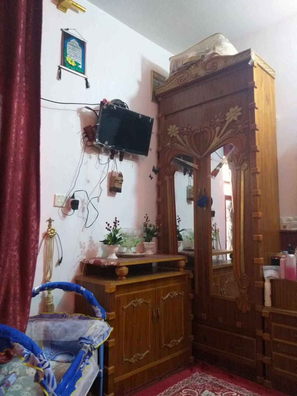 السلام عليكم غرفه اخشاب
درجه اولى ثقيل نضافه ٩٠٪
أعاد النشر بسبب الوعود الكاذبه
٦٥٠ بيها مجال بغداد اليوسفيه
***********
