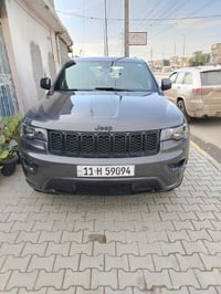 جيب شيروكي للبيع   المواصفات   الموديل 2018   وارد امريكي   المحرك 3.6...