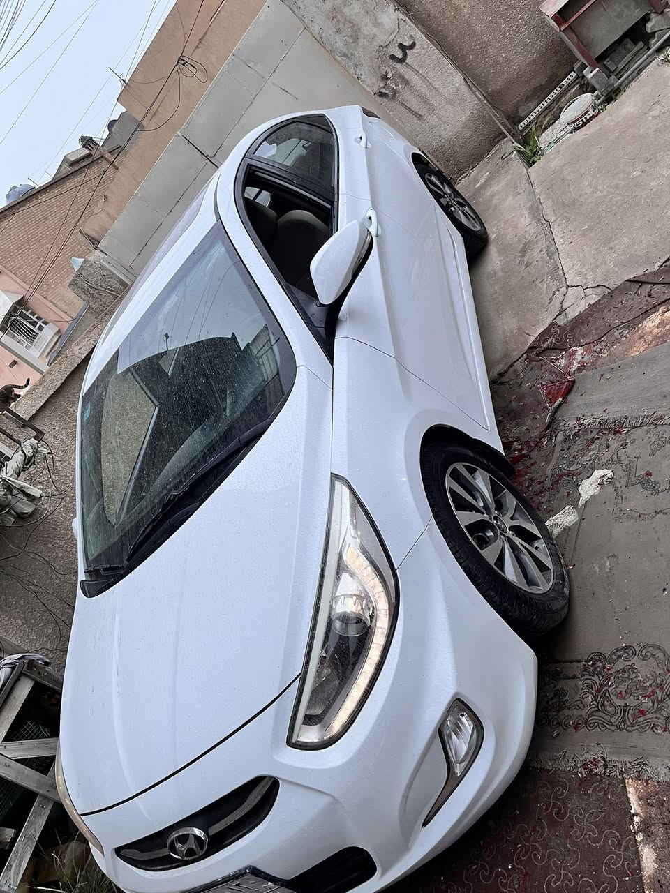 السلام عليكم
اكسنت 2017 خليجي
رقم بغداد
محرك 1600
فتحه
شاشه أندرويد + كامره 
حساس خلفي
تحكم ستيرن
لد امامي خلفي
ماشيه 60الف قابل لزياده
سياره مكفوله من التبديل والصبغ عدا كارت مكانين بسيط سياره جديده
مكان السياره بغداد 
***********
