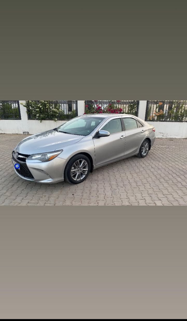 السلام عليكم 
للبيع كامري موديل 2017 SL رقم اربيل الجديد سنويه جديده بأسمي تحويل ثاني يوم 
مكينة 2500 المرغوبة 
كشنات كهرباء 
كير ومكينة مكفولات كفالة عامة 
السيارة جديدة بدون اي نقص 
حادثها موضح بالصور  بابين  مبدلات بلاديات
السعر 162 بيها مجال قليل ***********
