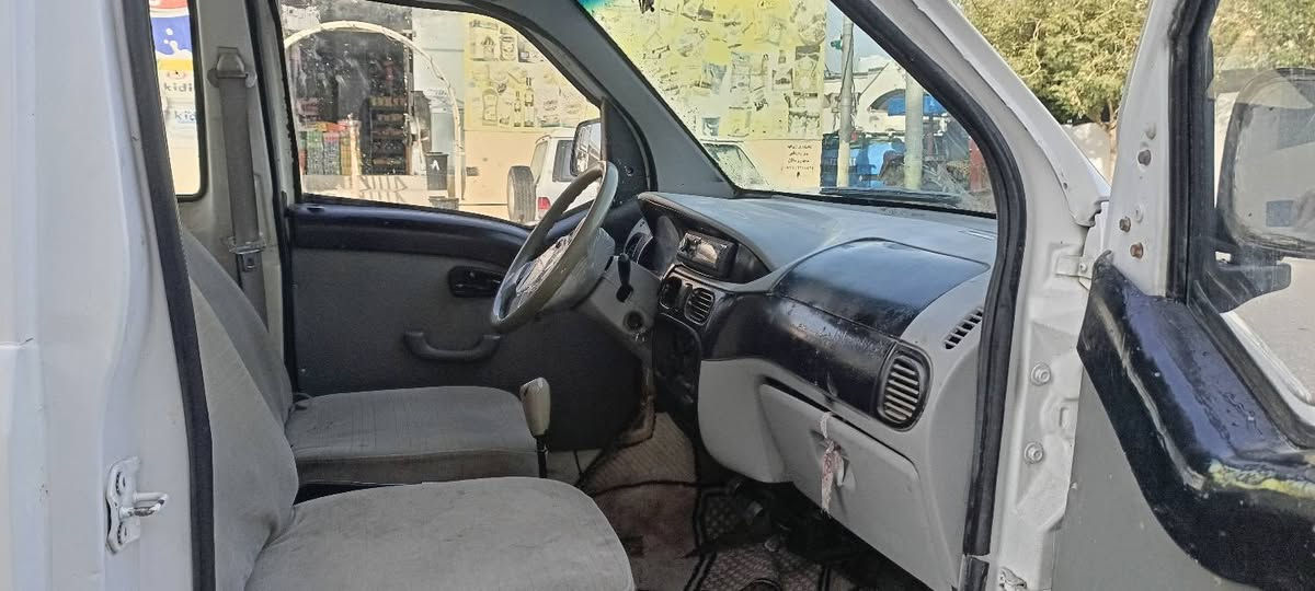 ها نفي مو ديل 2007 مكفول محرك كير اكسل بشرط كهربائي بشرط اي نقص مابي تايرات جديد منفيس اصلي اورق كامل بدون صبوغ بشرط ***********
