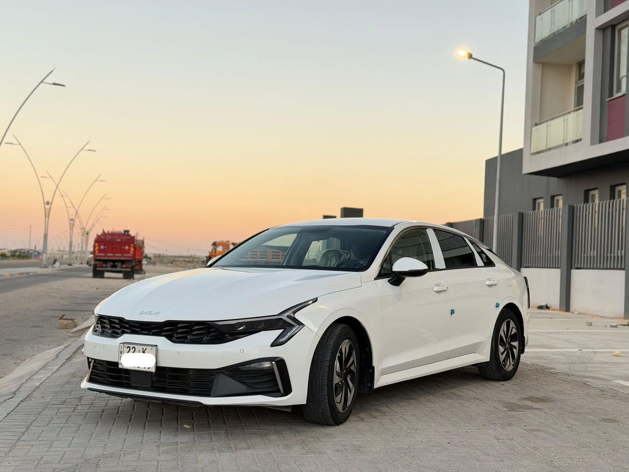 السلام عليكم 
K5. موديل 2024. خليجي رقم اربيل ( شمالي) مواصفاتها. بصمة تشغيل عن بعد تبريد قطعتين كشن كهربائي حساسات كامره   كفاله عامة جديده السياره واحلا من الصور مواصفاتها باقيه معروفه 

مكاني بصره
شراي يخابر
***********
