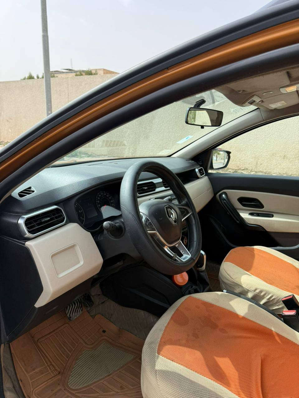 سيارة جديدة مقفوله رينو 2019 وكاله السيارة استلام شركه جاهزة سعر 110 بيه مجال واسط نعمانيه ***********
