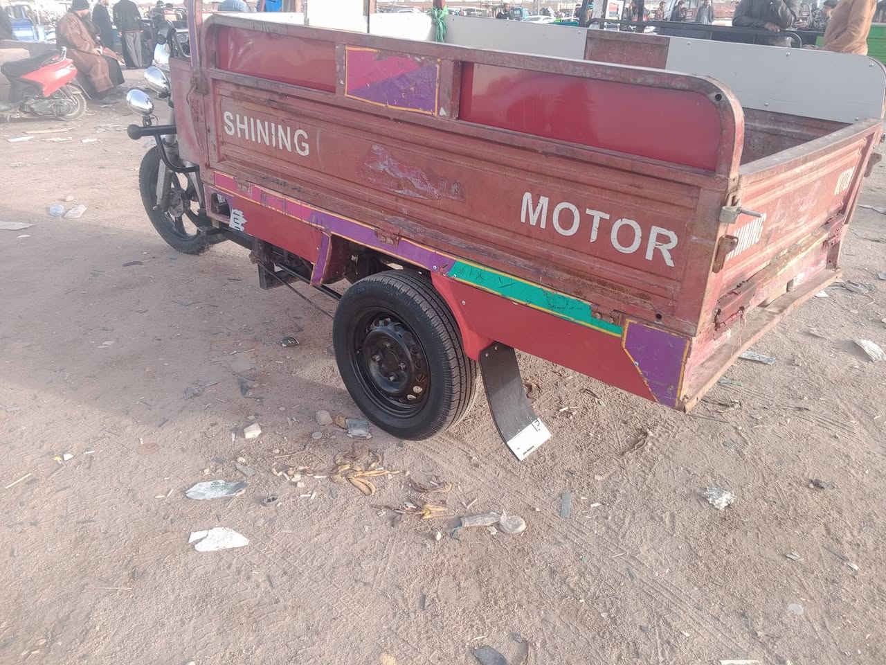 سلام عليكم ستوته للبيع موديل 14 ومكينه 22 وراق صولي مكفوله ركبه وراق وشاصي  ستوته نضيفه وخير من الله  مكاني كربلاء حي لعامل يم مركز الغدير  ***********
