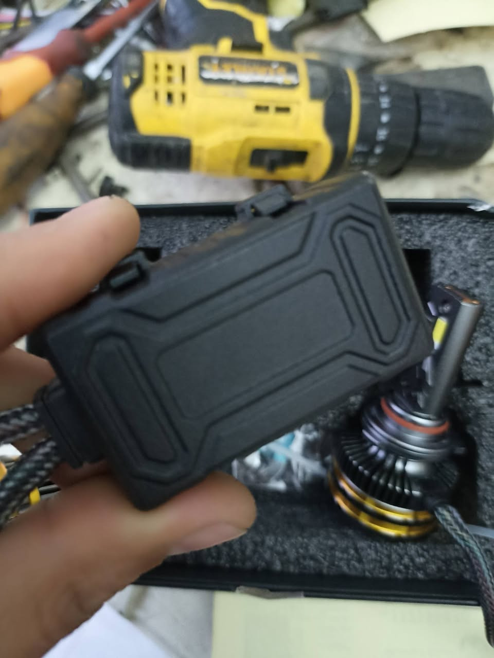 ليد ثلجي 9005 يرهم على اغلب جارجر
3 براد 

شرط اناره عالفحص 

100 الف 

توصيل جميع محافظات 5 الف


**إذا كنت صاحب هذا الإعلان وتريد حذفه لأي سبب، رجاءا أرسل رسالة إلى الدعم الفني**