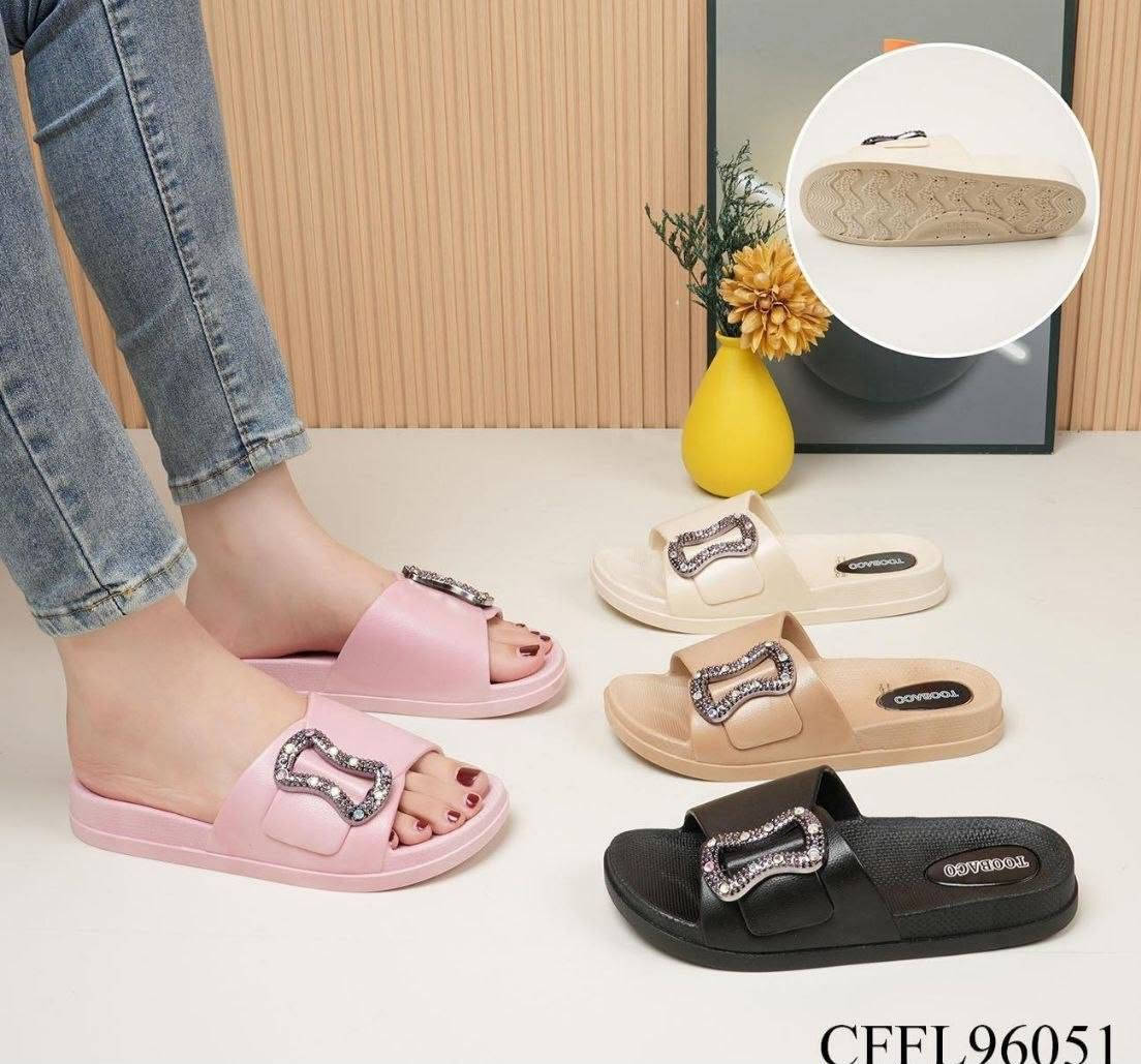 سليبرات طبيه مريحه بالبس 
سعر الزوج 5الاف فقط


**إذا كنت صاحب هذا الإعلان وتريد حذفه لأي سبب، رجاءا أرسل رسالة إلى الدعم الفني**