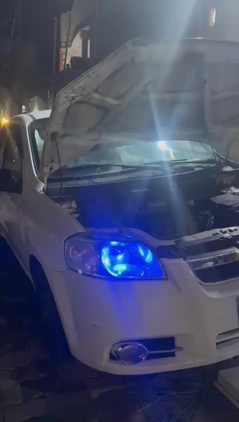 افيو للبيع موديل2011 مفتوح خليجي بيهه ضربه بجمالغ الايسر بدون لوحه شواصي شرط
وبيهه تكحيلات صبغ فقط السعر ٦٢ وبيهه مجال رقم التلفون *********** مكاني نجف
