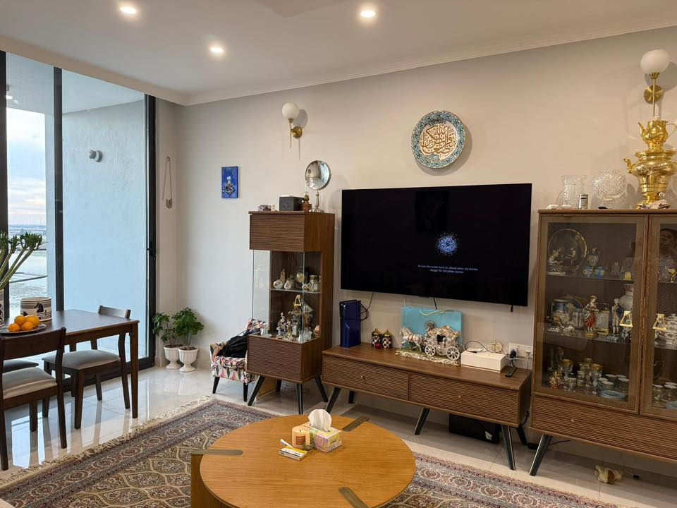 بس بالاحلام 

شقة في أبراج المعماريون ابو نوأس فيو على نهر دجلة

المساحة 140

طابق ثامن امامية 

سند مستقل

٣ نوم ٢ حمام صالة مطبخ 

***********
