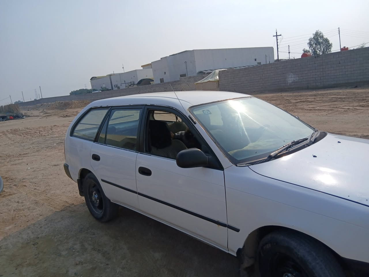 كورلاه ستيشن ١٩٩٥ رقم جديد تخم تيرات جداد  كير واتمتيك سياره جاهزه.   ***********
