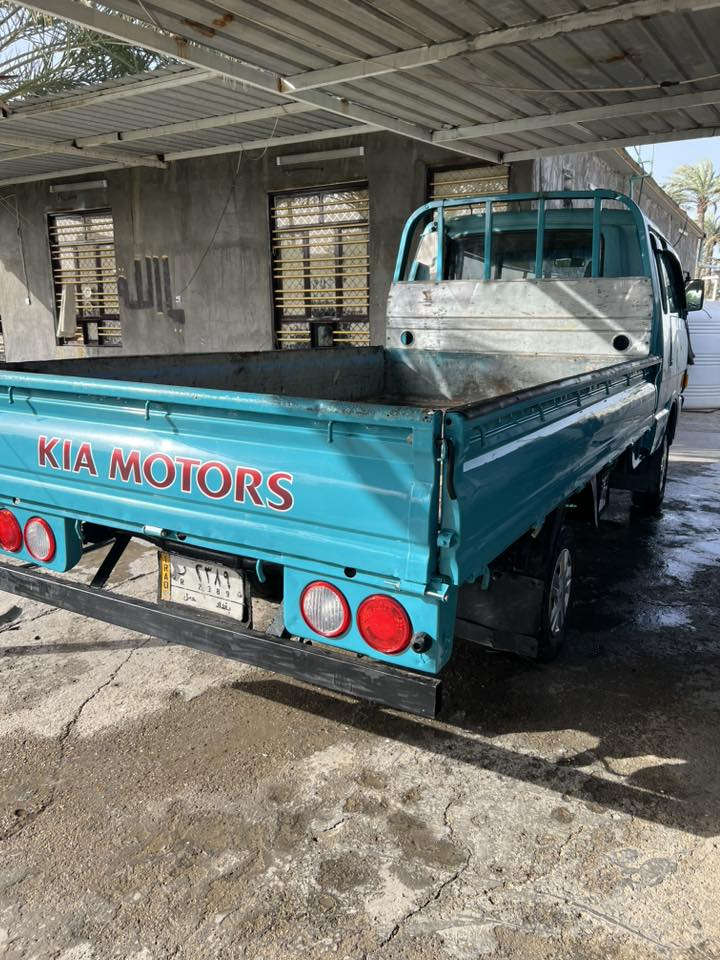 سلام عليكم كيا بنكو ١٩٩٤ سياره جاهزه من كلشي مكينه وكير وشاصي مكفول  مكاني بغداد المحمودية ناحيه الرشيد السعر 55وابيها مجال ***********//***********
