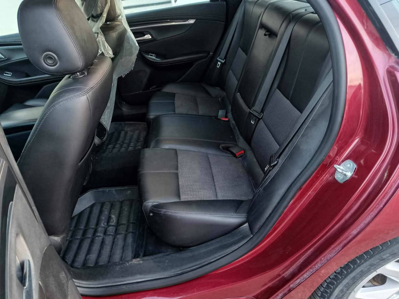 السلام عليكم 
امبالا 2020 lt مستوردها ومرقمها ع ايدي كلشي بيها ع وضع الشركه ما عدى قطعه وحده حادثها مال امريكا كير مكينه حداديه كله بلادي السياره جديده بحاله الوكاله عارضها ب148 وبيها مجال قليل مكاني ديوانيه 
***********
