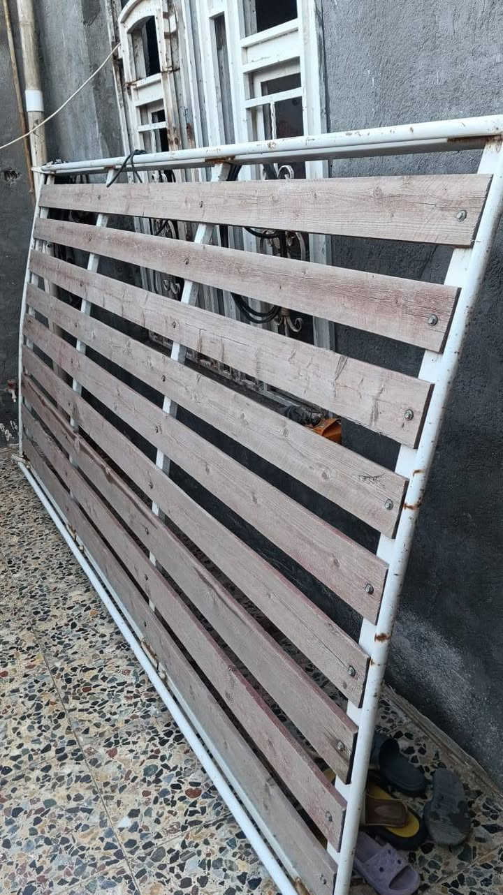 السلام عليكم سيبايه جنبي عالي نظيفه ام جتوف كامله للبيع
الاتصال على هذا الرقم ***********
المكان بغداد
السعر ١٢٥
وبيه مجال
