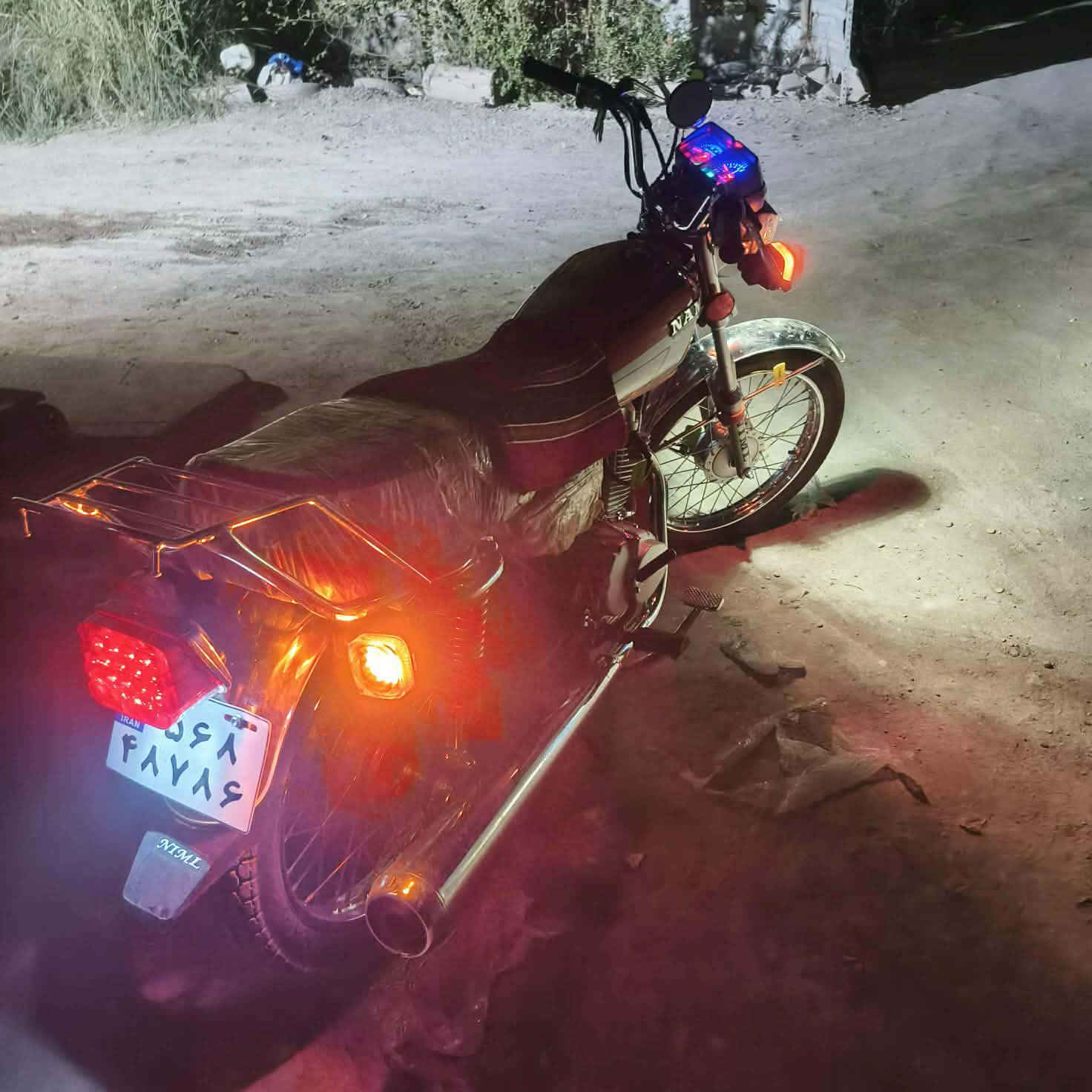 السلام عليكم 
نامه موديل 25 
كفاله عامه حته من الزلغ
15 يوم من طالعه يعني ب 26 
لون مميز 
السعر 650 وبيهه مجال شيء قليل 
مكانيي مسيب 
***********
