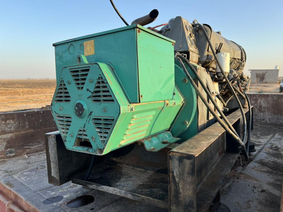 للبيع مولد دويز ابو الصاروخ الماني  40kv 
بلادي نضيف جدا. المكان ديالى ناحيه السد العظيم 
السعر 35 ورقه ***********
