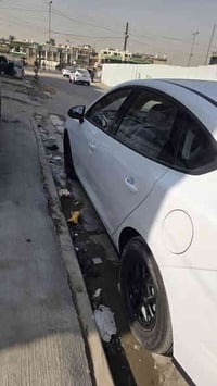 سيل فايف للبيع مرقم وكامل ماشي 1400(السعر ١٩ مليون )بغداد الشعب(077339...