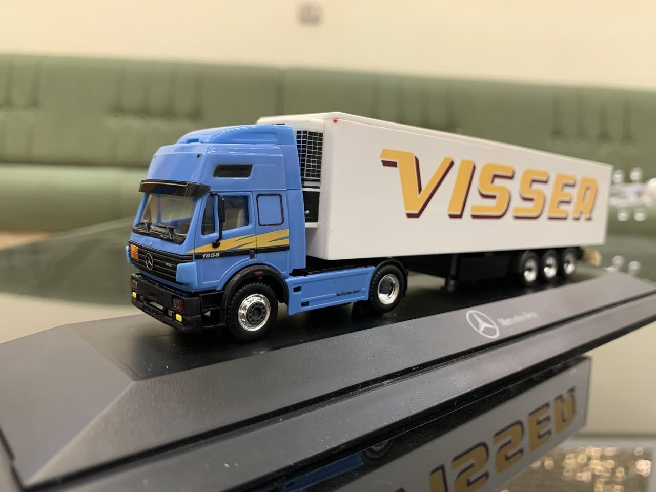 Mercedes.   Sk 1838


**إذا كنت صاحب هذا الإعلان وتريد حذفه لأي سبب، رجاءا أرسل رسالة إلى الدعم الفني**