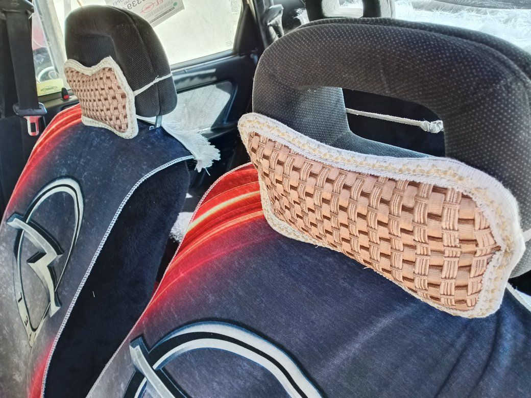 فكترا  20حجم لون ماروني كير ومحرك شرط بخ عام جماليه رقم ألماني نينوى شرط التحويل كابون بيها السعر 44وبيها مجال قليل مكاني جنوب الموصل ***********
