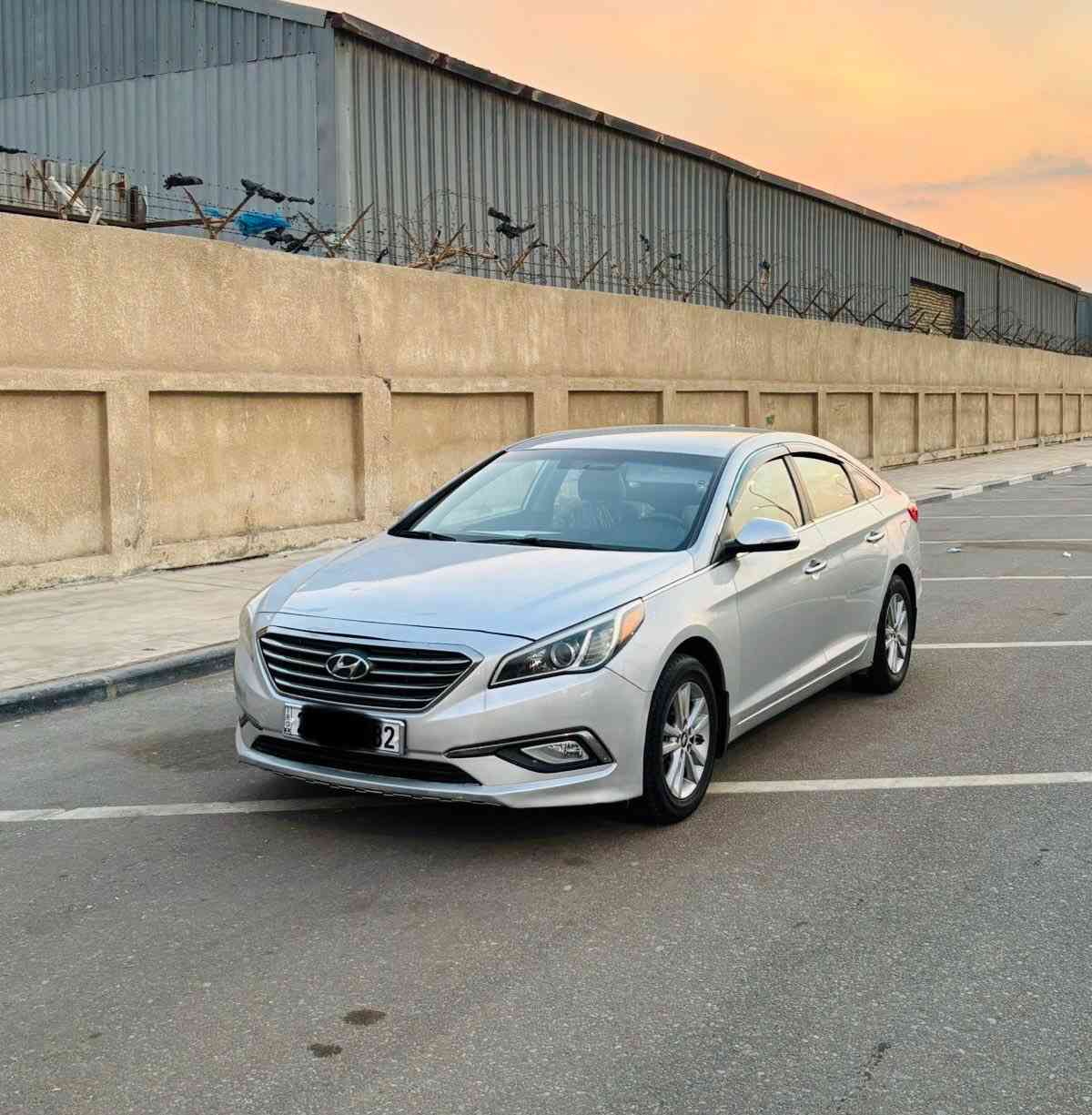 سوناتا 17 غاز كص جنطة السيارة كفالة محرك وكير وحدادية وتبريد جاهزة للاخير السعر 56 بيها مجال بسيط مكاني البصرة فول عدا الفتحة بصمة السيارة  
للاستفسار ***********
