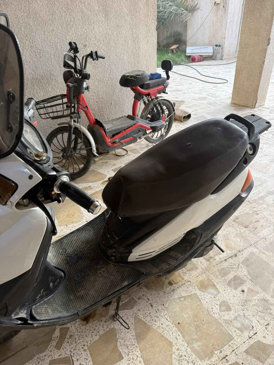 دراجة فراشة فضائي ياباني اصلي دراجة محرك ممفتوح دراجه خير من الله بس بيها الجبنه تنضح دهن تتبدل ب١٥ الف باتري جديد  كابريته جديده. السعر ٤٥٠  قفل *********** ديالى بعقوبة التحرير
