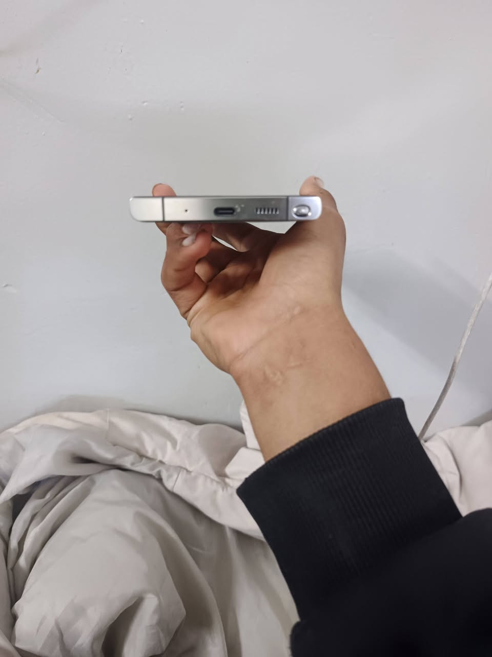 السلام عليكم سامسونج نوت ١٠بلس 
شاشة Dynamic AMOLED بحجم 6.8 بوصة وبدقة WQHD+.
نظام كاميرا خلفية رباعي مع مستشعر DepthVision للعمق.
قلم S Pen ذكي يدعم إيماءات التحكم عن بعد (Air Actions).
بطارية بسعة 4300 مللي أمبير تدعم الشحن السريع بقدرة تصل إلى 45 واط.
ذاكرة ٢٥٦ رام ١٢
كاميرات فول 
جهاز كلو شرط 
٩٠فريم ببجي
للبيع أو مراوس بايفون أو اندرويدالسعر ٢٥٠


**إذا كنت صاحب هذا الإعلان وتريد حذفه لأي سبب، رجاءا أرسل رسالة إلى الدعم الفني**