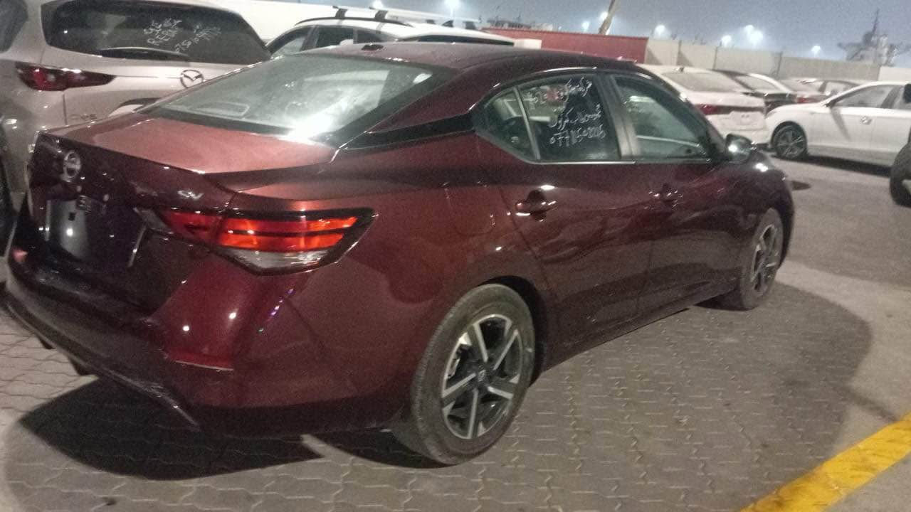 موديل 2025 sv كاتي ماشي 14 الف ميل تبديل باب خلفي بلادي وجامرلغ خلفي سايق صبغ سيارة لوك بدون خلل ميكانيك ولا كهربائيات مكان السيارة كركوك للاتصال معرض مجيد *********** كركوك, العراق
