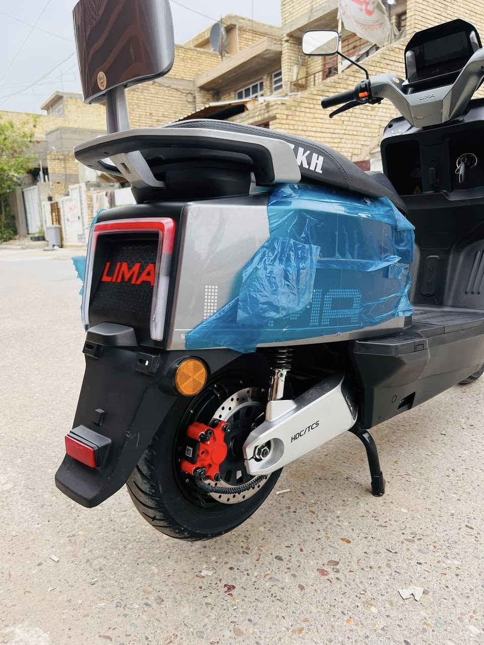 سلام عليكم ورحمه الله وبركاته
دراجه شحن نوع ليما 2026 
ملف 2000 بطاريات 6 كبار مسطره 
سرع 3 السرعه الحقيقه 85 
ضد المي وتر بروف بصمتين سويجين  السعر 900وبيه مجال  مكاني بغداد الزعفرانيه 
***********
