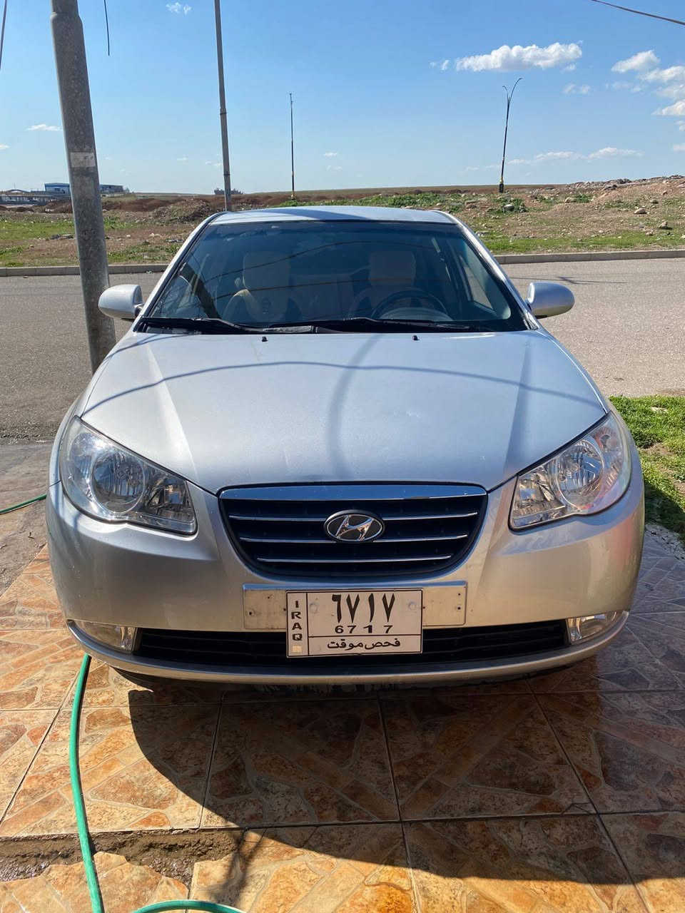 للبيع .
موديل ٢٠٠٩
سياره نضيفه ..كير محرك شرط تدفئه تبريد شغال. صدر أمامي خلفي جديد. 
السياره موجوده في دهوك الان 
السعر ٤٥ ورقه 
هاتف ***********
هاتف ***********
