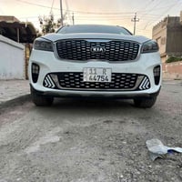 كيا سورنتو خليجي  رقم بغداد الماني بسمي  موديل ٢٠٢٠ شكل ال٢٠  لون ابيض...