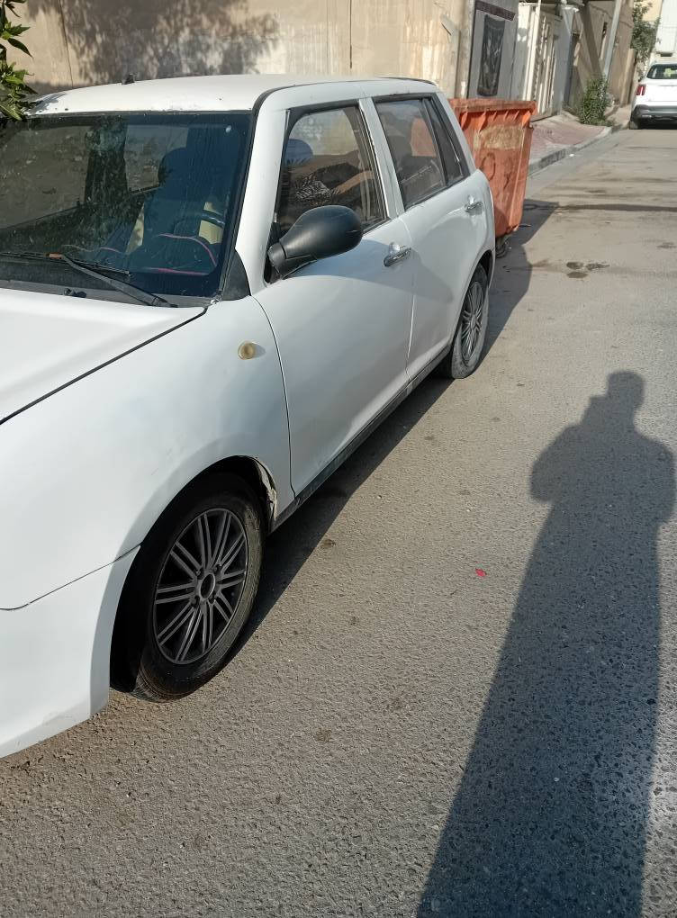 ليفان ٢٠١١ رقم كربلاء محرك فيه تنقيص قليل كهربائيات تبريد دواخل اطارات جيدة
السعر ٢٨ وبي مجال قليل 
*********** كربلاء, العراق
