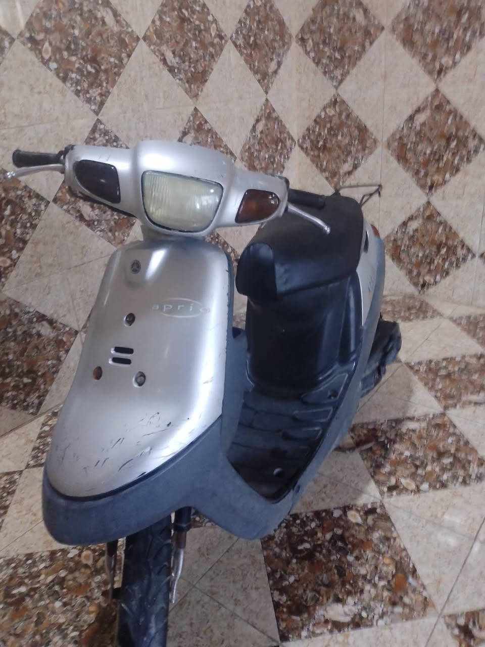 يالله سلام عليكم شباب بطه مامفتوحه مكينته حريه شلعه قويه لا بيه صوت ولا اي شي مكاني كربلاء حي نضال يم المستوصف عوزه باتري سعره 200بس باتري حلوه دراجه  ***********الي يريده بخدمته
