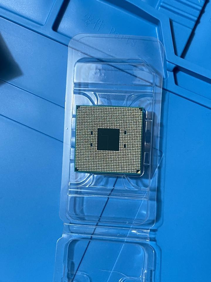 معالج  R5 5500 رايزن جديد لوك بسعر 150 الف
للتواصل على الواتساب ***********
