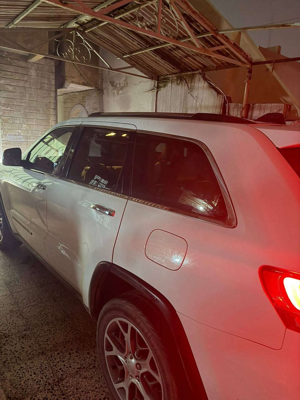 سلام عليكم جيب لاريدو بدون ضرر بدون صبغ موديل 2022فول فول كير محرك شرط كاتي بعدها ممرقمه ماشيه ٦٨ سياره وضع شركه موصفاتها معروفه مكاني موصل ***********
***********
