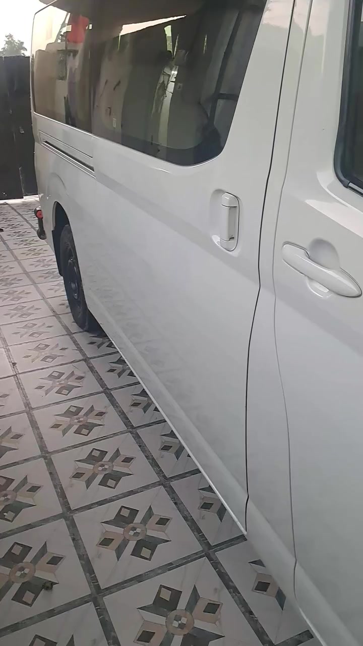 السلام عليك سياره كفاله عامه فول مواصفات كير عادي 
الذي يرغب بشراء يتصل مصفره هيئه وظريبه تاخذ صافي  السعر ٤٢٠ وبيه مجال ماشيه 90الف كيلو متر 
***********
***********
