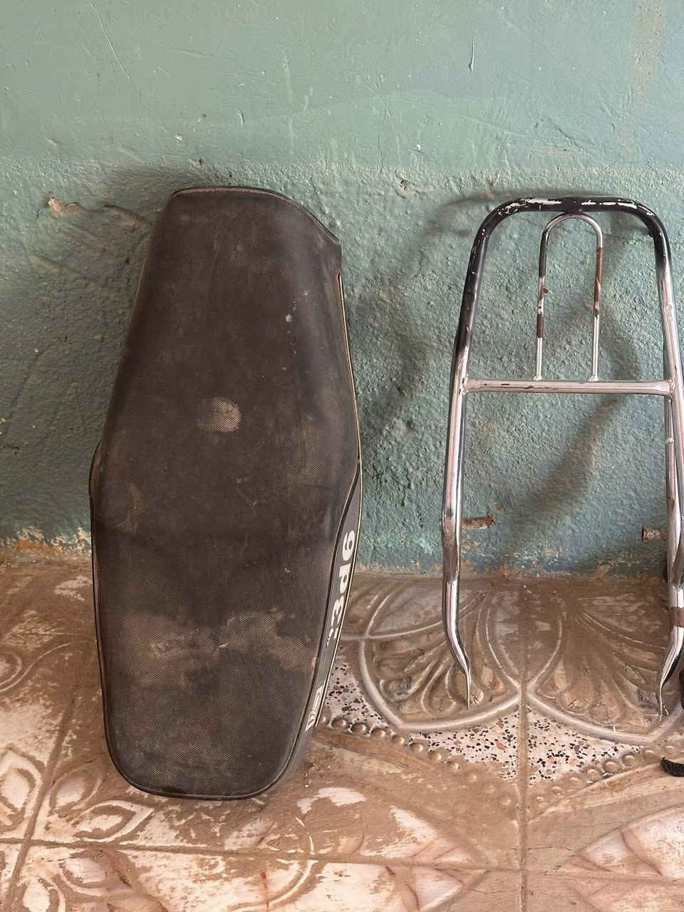 غراض للبيع
تانكي اسود وصفاحياته ب١٣
تانكي احمر وحده ب١٠
جاملغ امامي مكصوص ب٤
سله ب٥
كشن ب٥
ويل امامي ب١٠
***********
