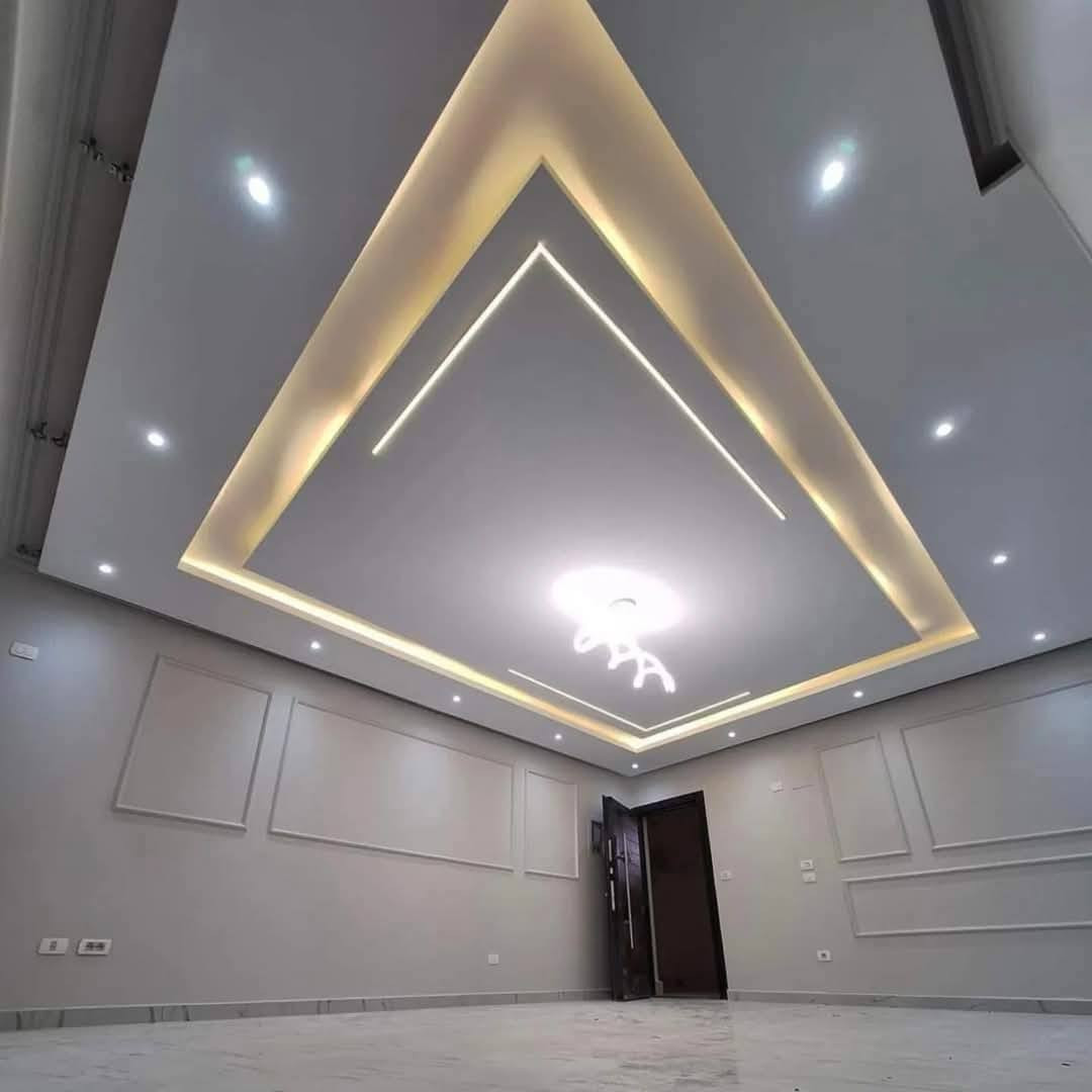 ديكورات 
جبس امبور _ تغليف جدران
_ بديل خشب 
_ بديل رخام 
_ بديل حجر 
_ سقوف ثانويه
_ وصبغ داخلى وخارجى 
_ متوفر واتساب على مدار 24ساعه ....
متوفر الاتصال على هذا الرقم ( *********** ) مقيم بـ بغداد
